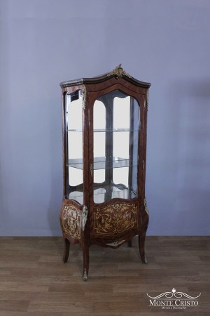 cristaleira-francesa-com-detalhes-em-bronze