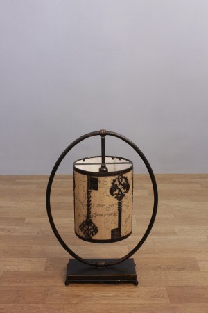 luminaria-de-mesa-de-estopa-chave-hotel-de-paris---0,45x0,23x0,63h.-(ch-q975).4