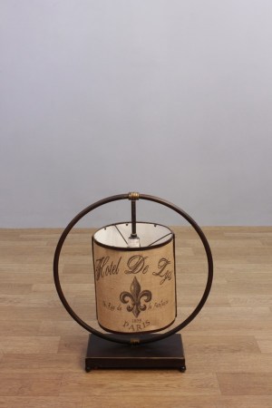luminaria-de-mesa-de-estopa-hotel-de-lys---0,50x0,24x0,55h.-(ch-q976).1