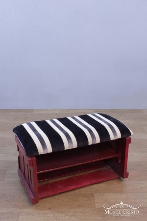 puff-caixote-vermelho-com-tecido-e-prateleira